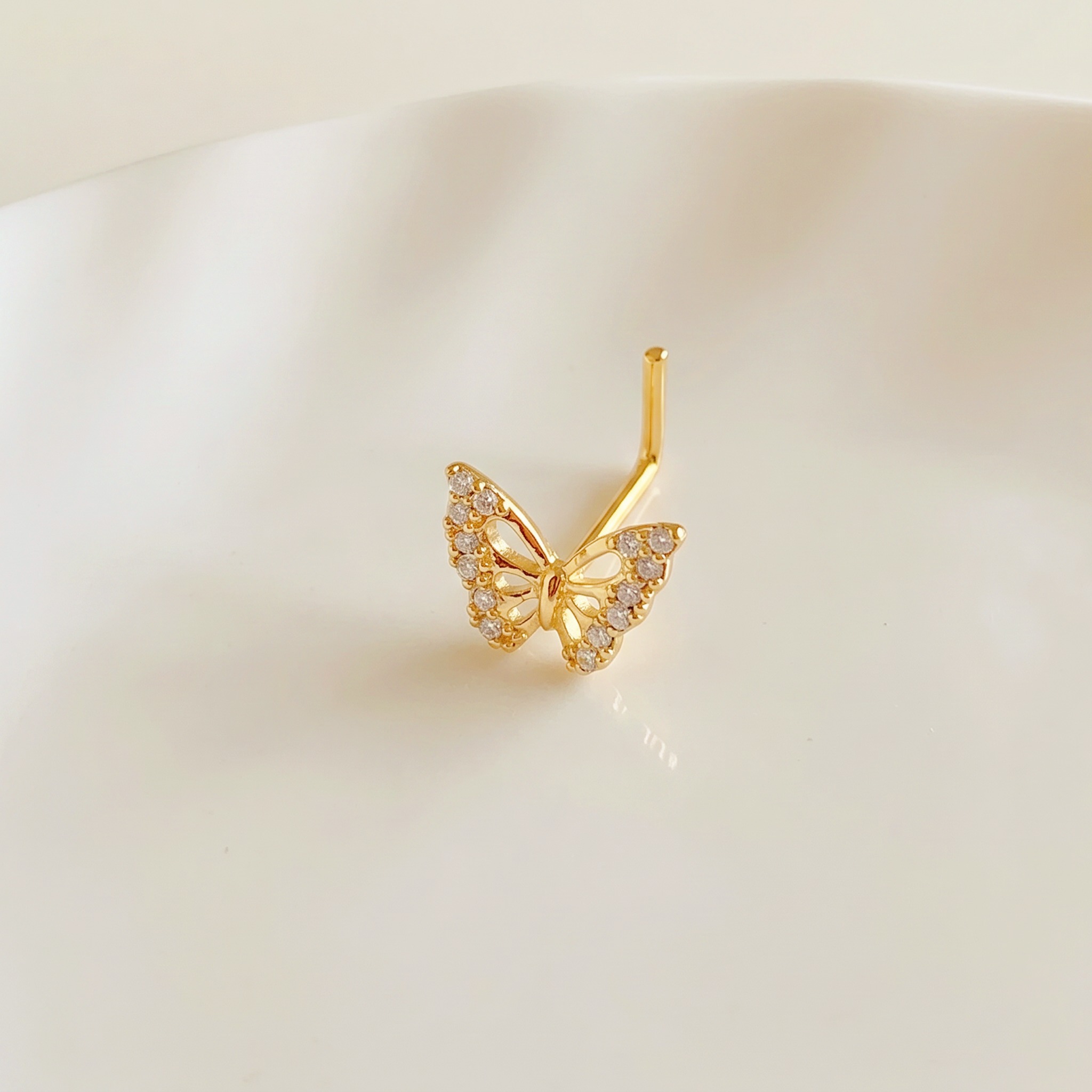 1 ชิ้น จิวจมูกผีเสื้อเพชรฉลุลา - Body Jewelry Diamond บทวิจารณ์และราคา